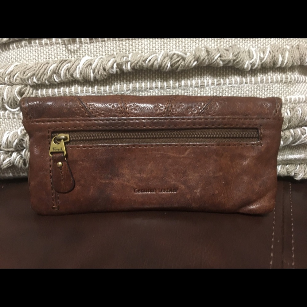Fossil wallet